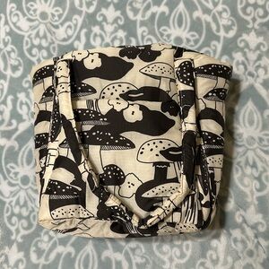 BAGGU NWT Mushroom Puffy Mini Cloud Tote Bag